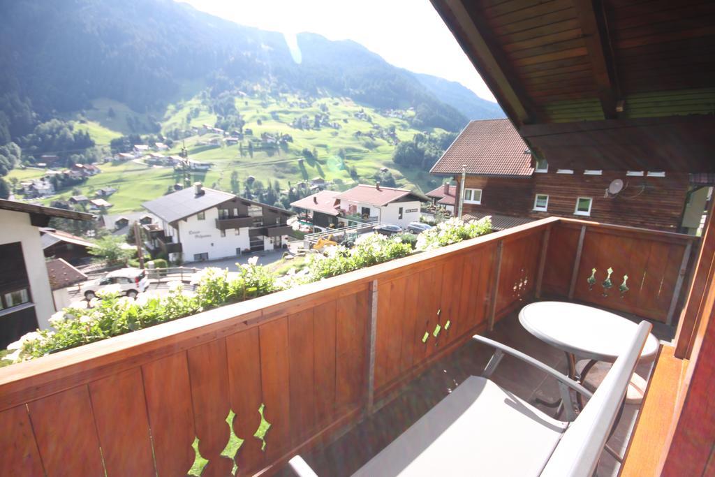 Haus Vallaster Gaschurn Esterno foto