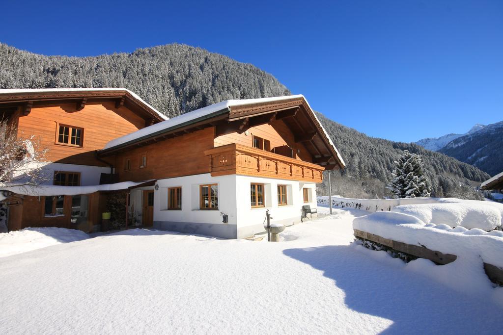 Haus Vallaster Gaschurn Esterno foto